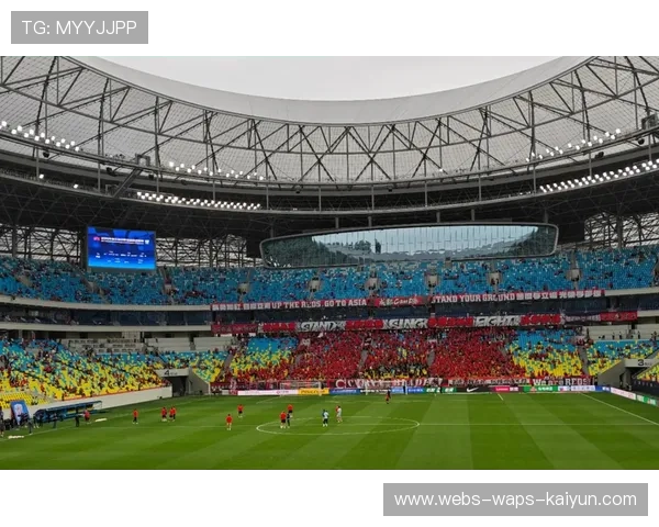 成都蓉城帅惟浩边路突破造点：年轻力量闪耀中超赛场